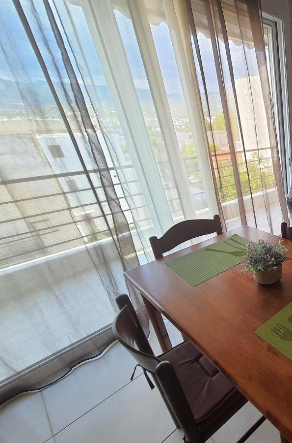Seaside Beach Apartment Каламата Екстер'єр фото