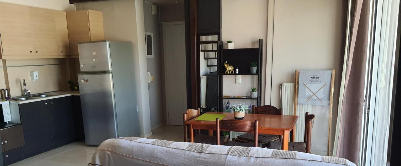 Seaside Beach Apartment Каламата Екстер'єр фото